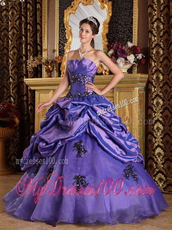 Purple Princess Sweetheart Ruched Dress for Sweet 16 with Appliques