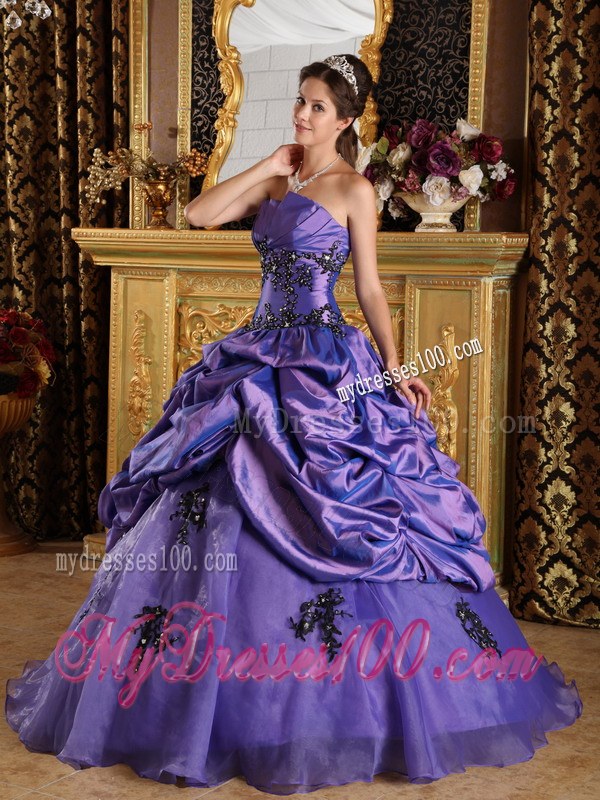 Purple Princess Sweetheart Ruched Dress for Sweet 16 with Appliques