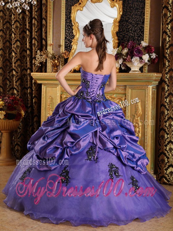 Purple Princess Sweetheart Ruched Dress for Sweet 16 with Appliques