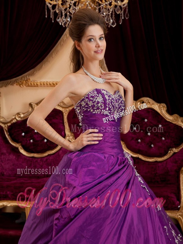 Purple Sweetheart Pleated Dress for Quince with Layers and Appliques