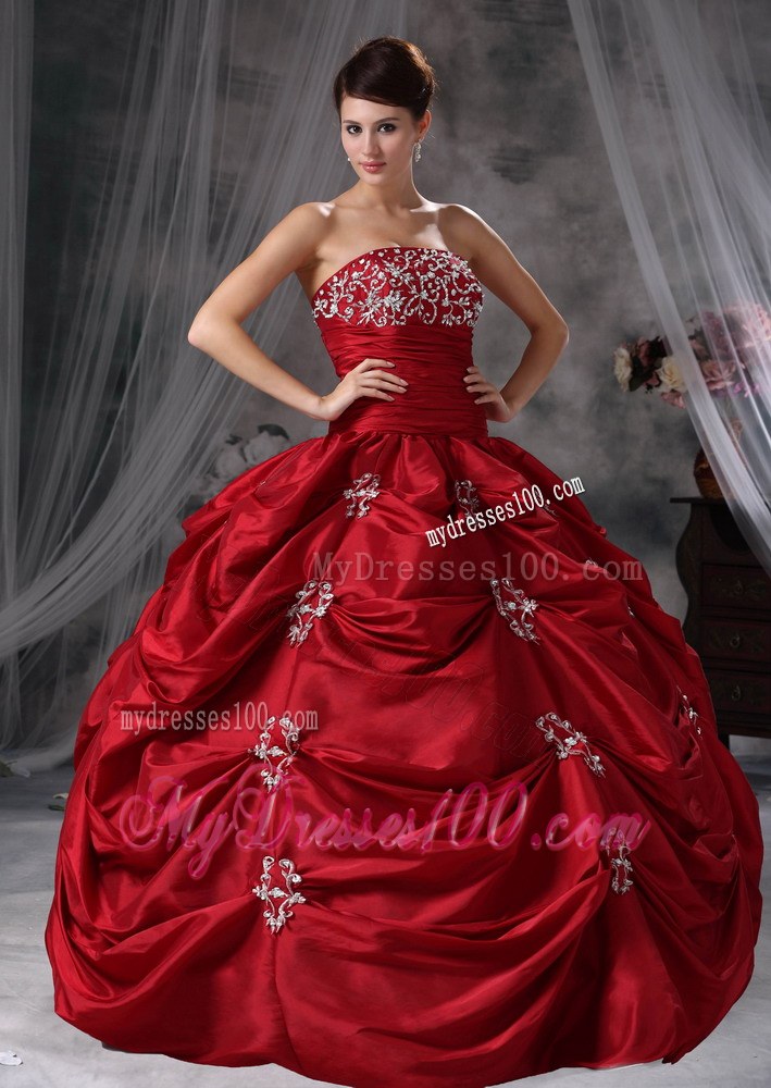 Red Ball Gown with Pick-ups and Appliques Dress for Sweet 15