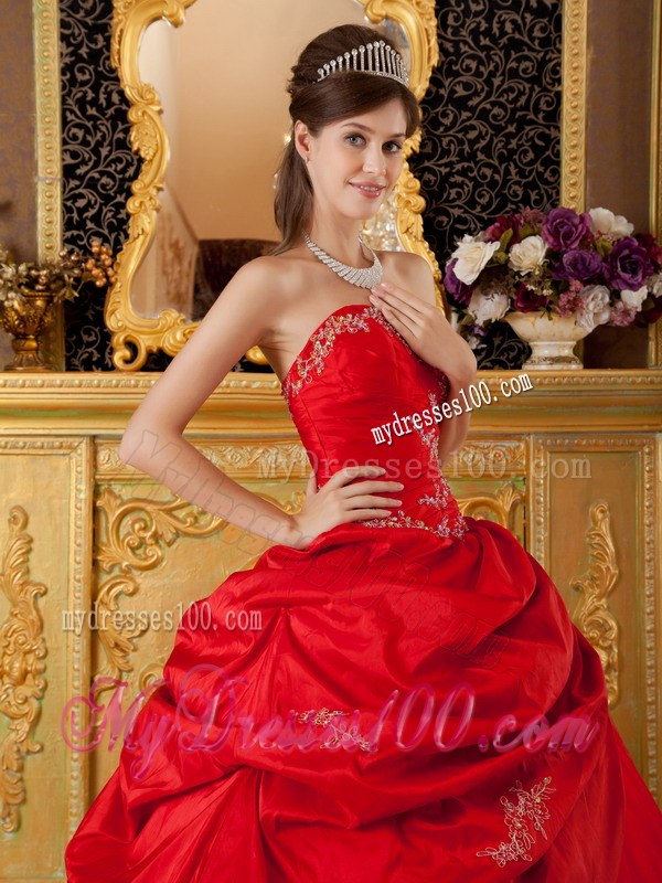 Red Ball Gown Sweetheart Floor-length Quinceanera Dresses with Appliques