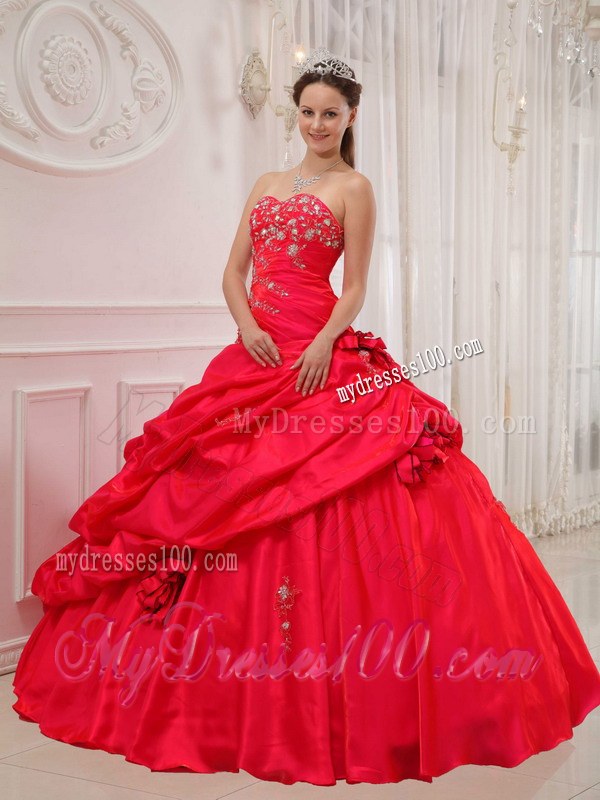 Red Taffeta Quinceanera Gowns with Beadings and Hand Flowers