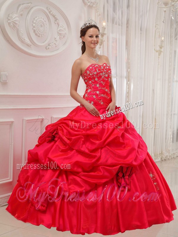 Red Taffeta Quinceanera Gowns with Beadings and Hand Flowers