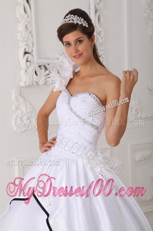 One Shoulder Beading Sweetheart White Layers Sweet 15 dresses