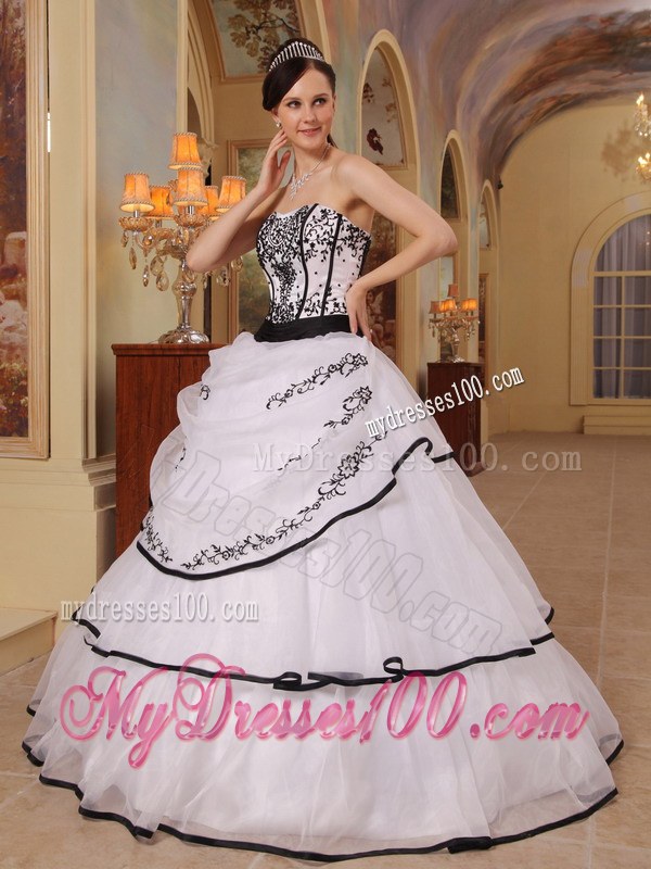 White and Black Ball Gown Organza Embroidery Sweet 16 Dresses