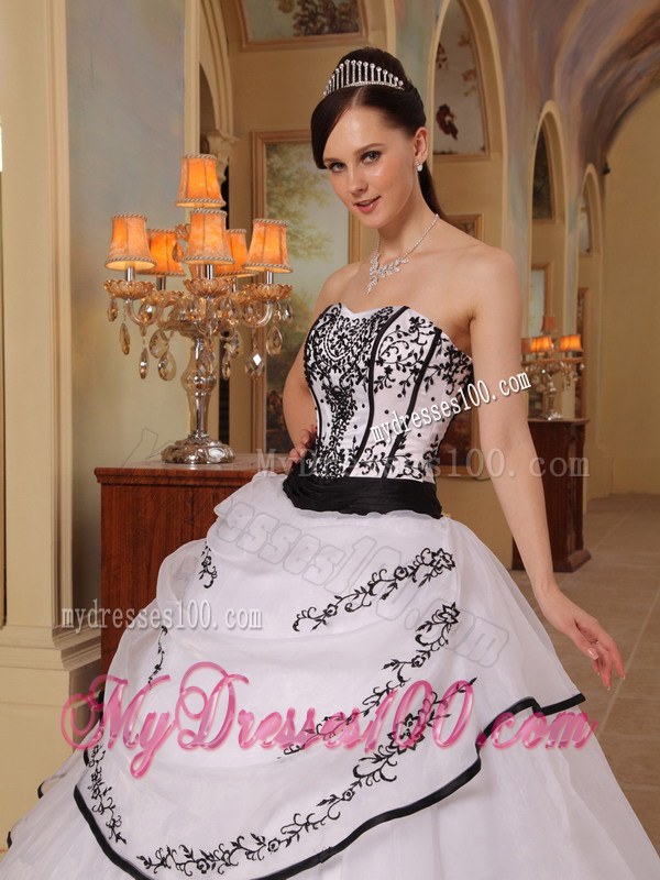 White and Black Ball Gown Organza Embroidery Sweet 16 Dresses