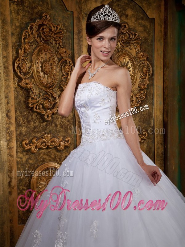 White Ball Gown Strapless Satin and Tulle Lace Quinceanera Dress