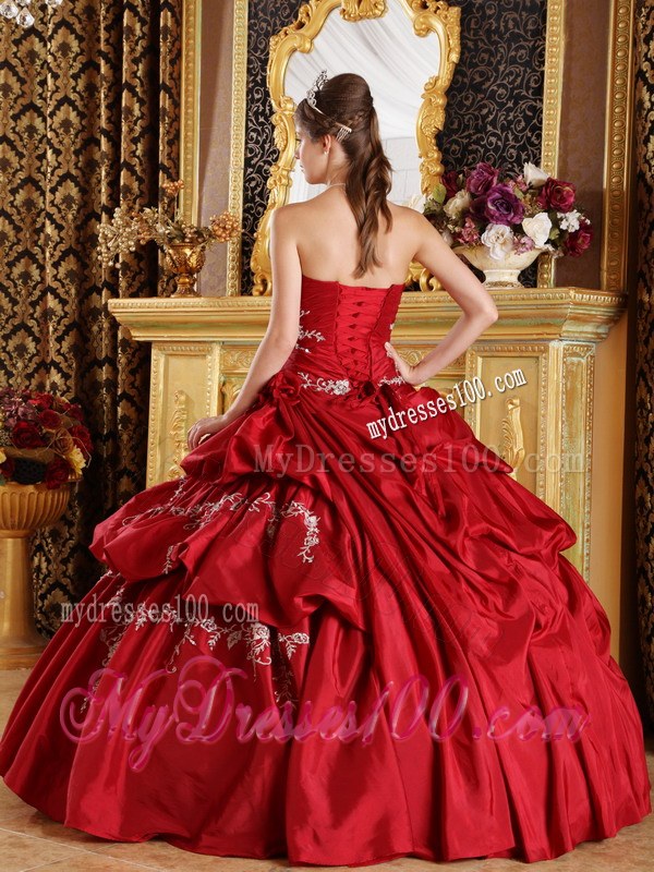 Red Ball Gown Strapless Floor-length Appliques Quinceanera Dresses