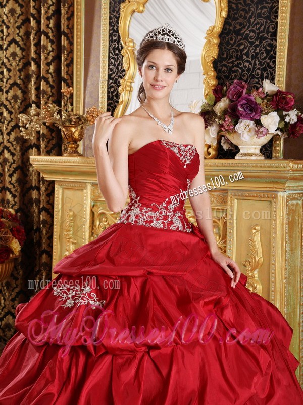 Red Ball Gown Strapless Floor-length Appliques Quinceanera Dresses