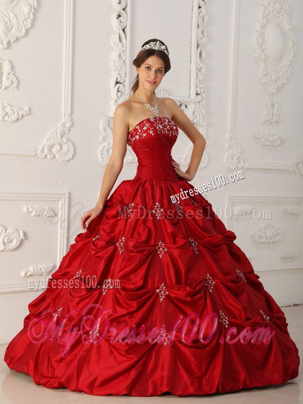 Red Quinceanera Dress Strapless Floor-length with Pick-ups and Appliques
