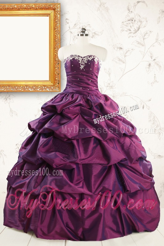 2016 Ball Gown Sweet Sixteen Dresses with Appliques