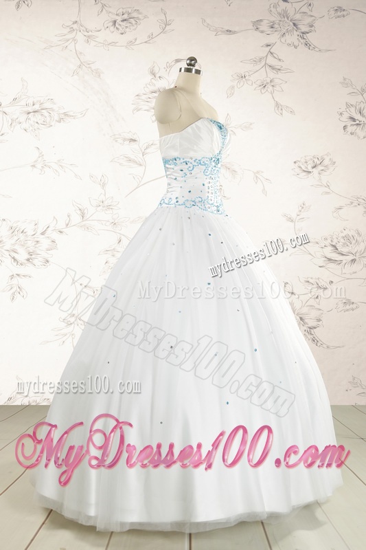 2016 Beautiful Appliques and Beading White Quinceanera Dresses