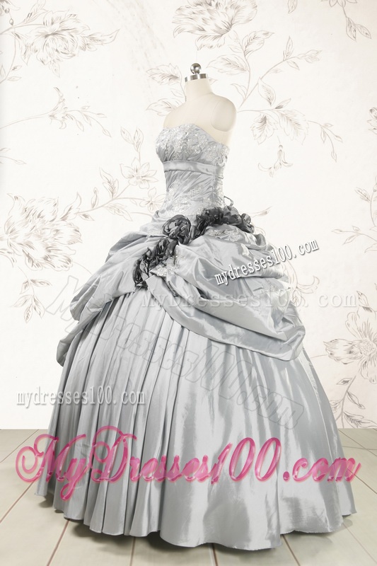 2016 Cheap Taffeta Grey Quinceanera Dresses with Strapless