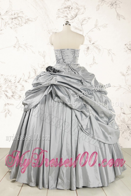 2016 Cheap Taffeta Grey Quinceanera Dresses with Strapless