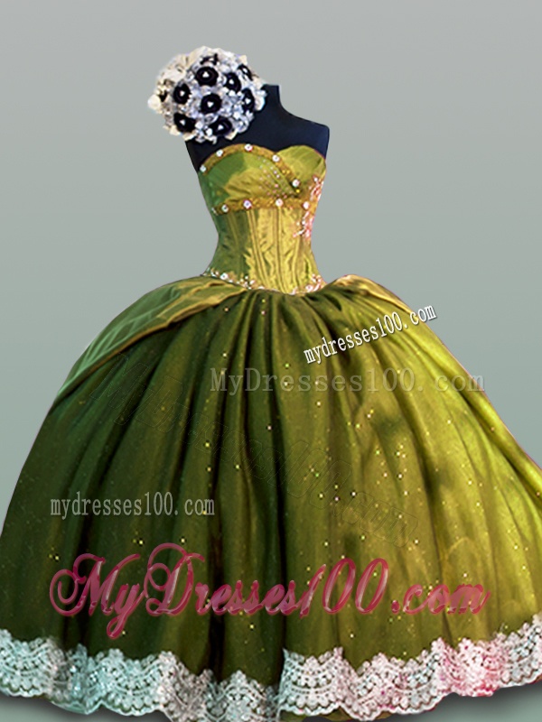 2016 Exquisite Sweetheart Quinceanera Dresses with Lace