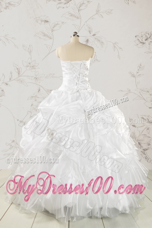 Classical White Quinceanera Dresses with Beading and Ruffles