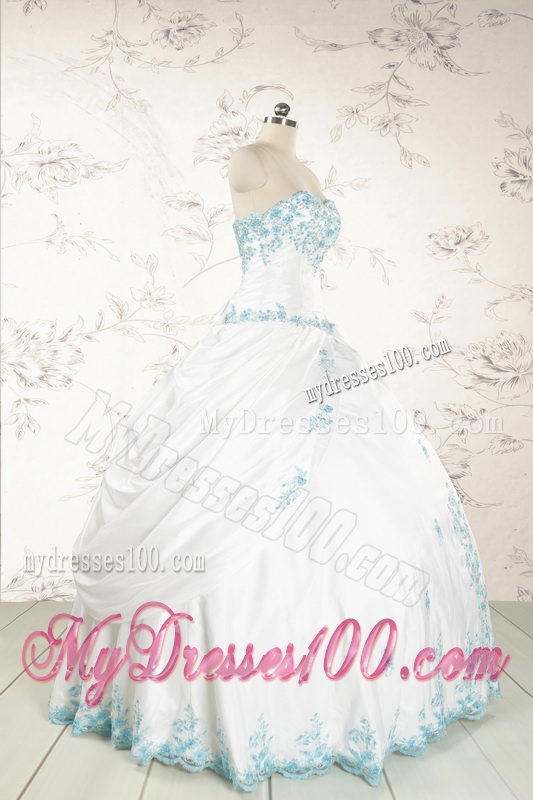 Modest Appliques Quinceanera Dresses in White for 2016