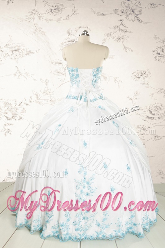 Modest Appliques Quinceanera Dresses in White for 2016