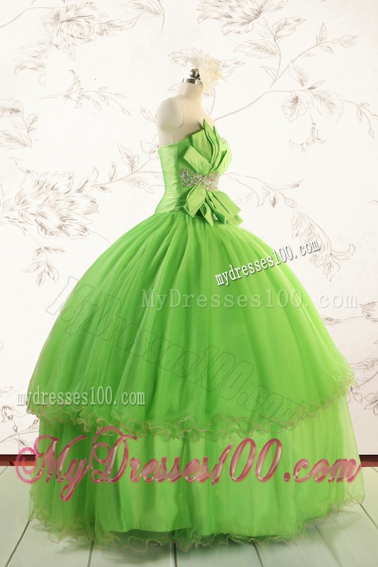 Spring Green Quinceanera Dresses with Beading and Bowknot for 2016 Spring