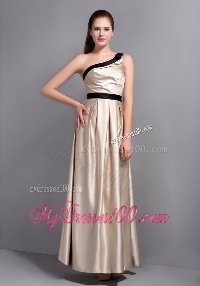 Champagne One Shoulder Dama Dresses For Quinceanera Black Belt