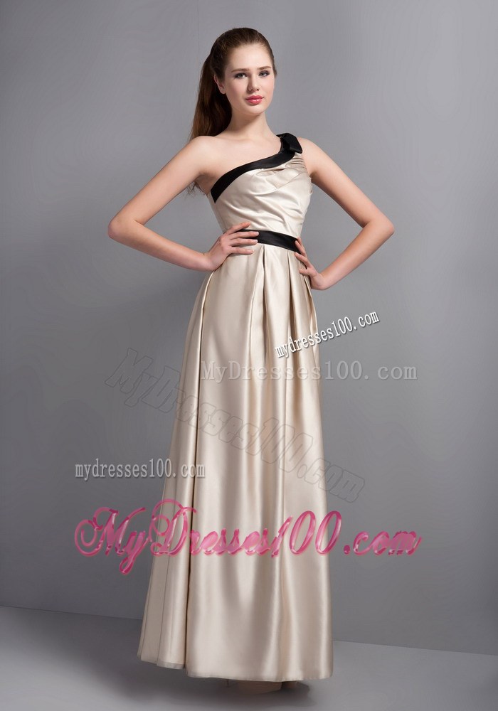 Champagne One Shoulder Dama Dresses For Quinceanera Black Belt