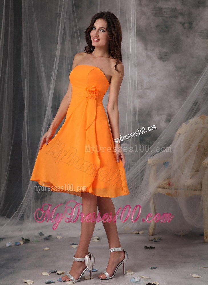Orange Strapless Short Dama Dresses For Quinceanera Handle Flowers