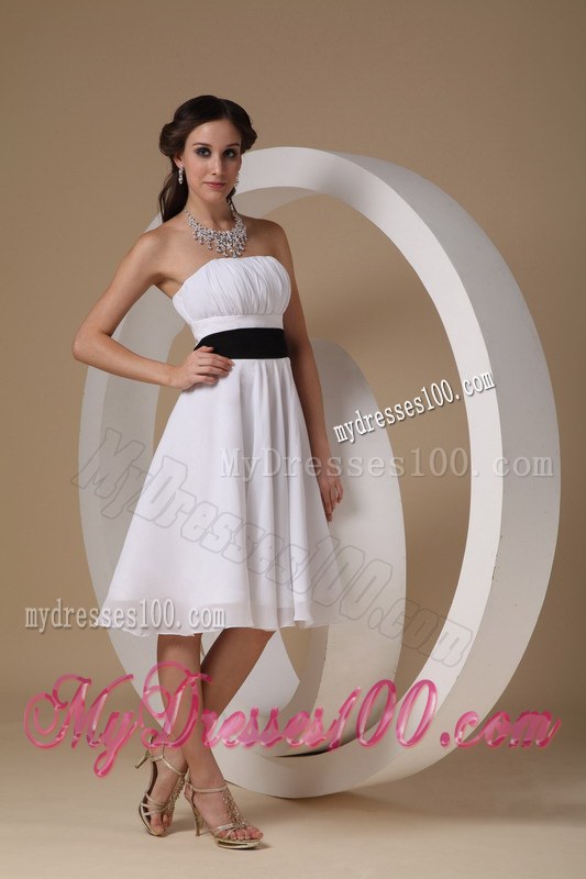 2013 White Cheap Dama Dresses For Quinceanera With Black Sashes
