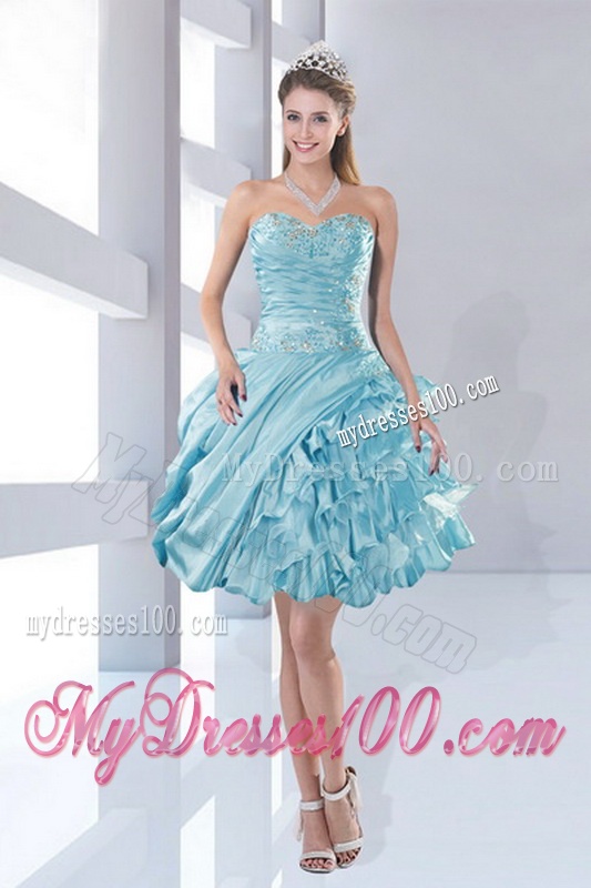 2016 Sweetheart Ball Gown Quinceanera Dresses with Beading and Ruffled Layers