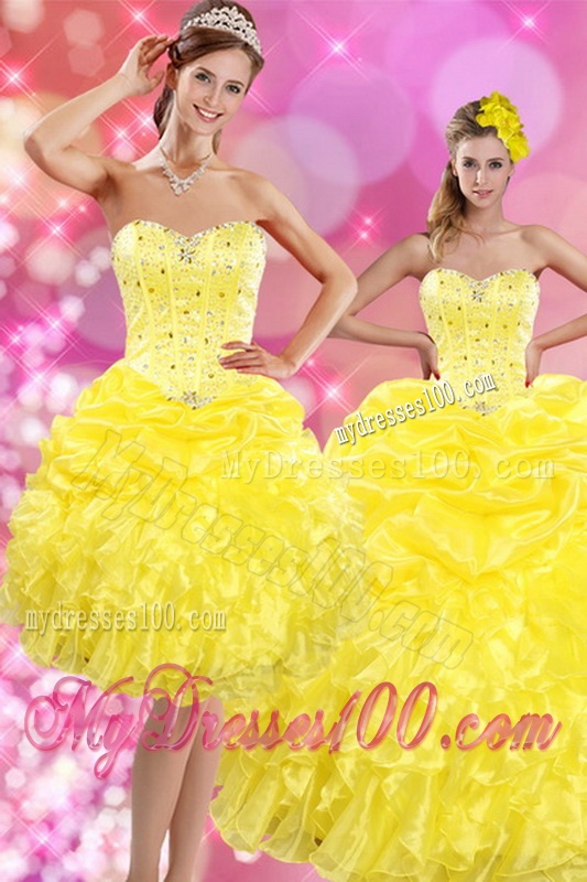 2016 Sweetheart Yellow Sweet 15 Dresses with Beading and Ruffles