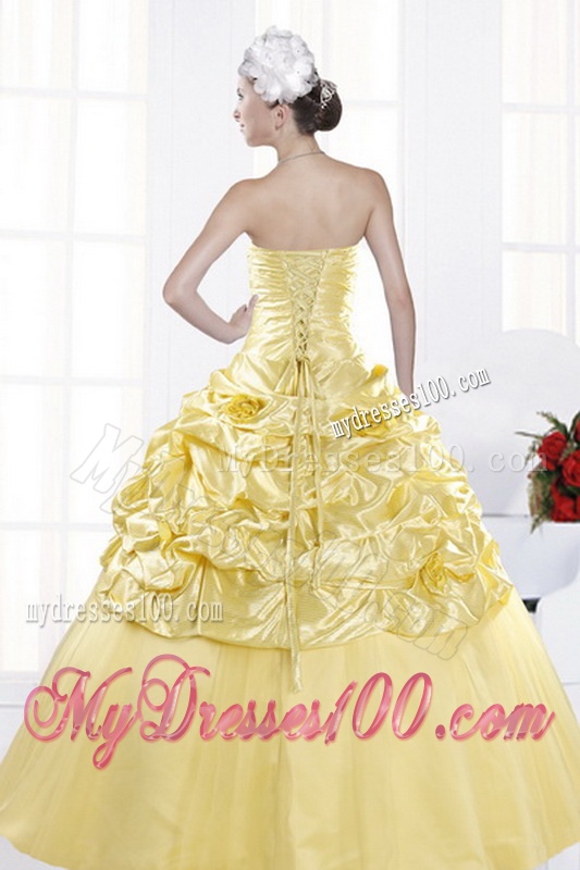 Fashionable Strapless 2016 Quince Dresses with Beading and Pick Ups