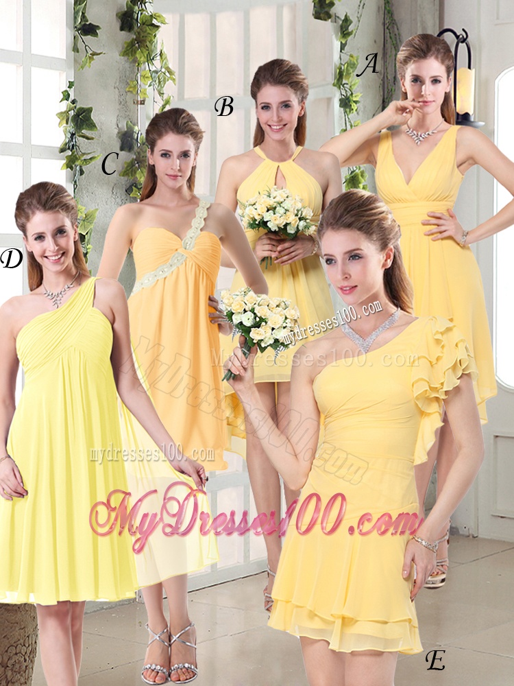 Charming V-neck Yellow Bridesmaid Dress Mini Length for Spring