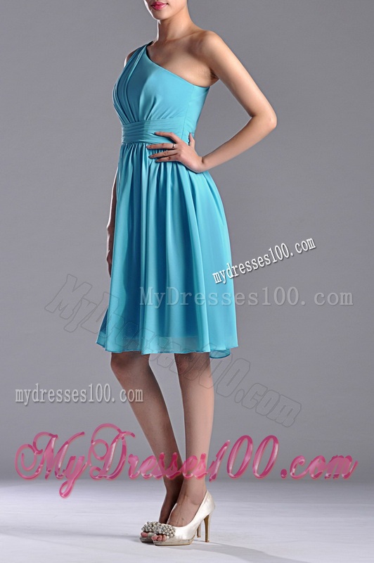 Discount Chiffon Baby Blue Knee Length Bridesmaid Dress with One Shoulder