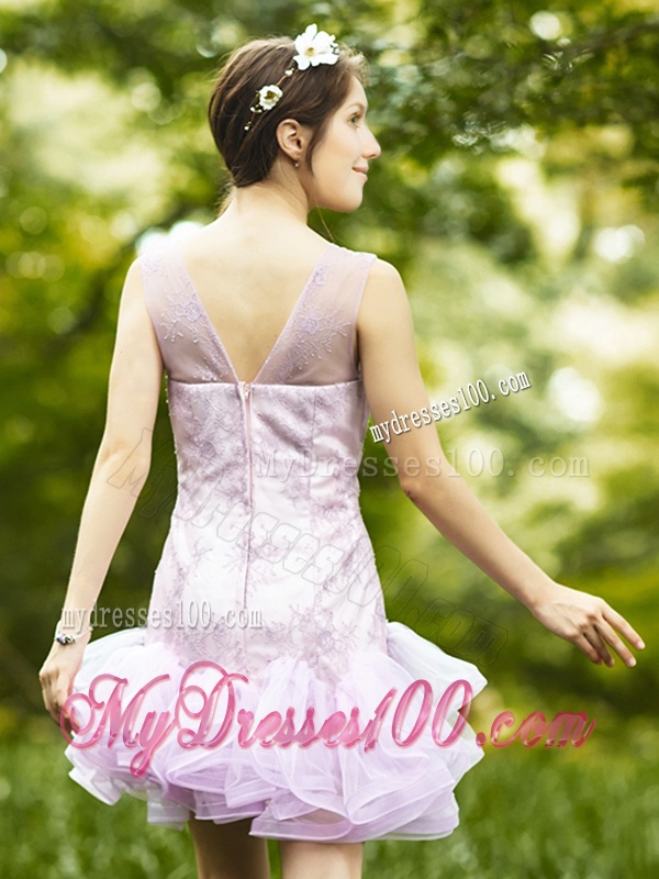 Fashionable Laced and Ruffled Short Bridesmaid Dress in Lavender