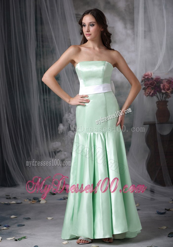 Elegant Apple Green Evening Dress Column Strapless Brush Train Satin Sash