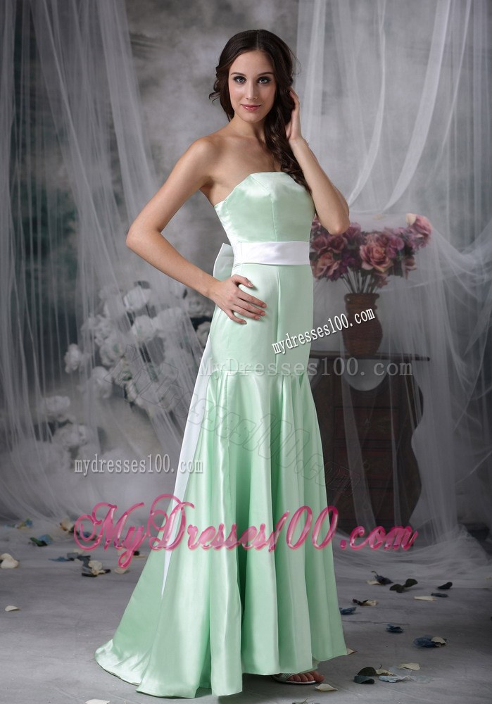 Elegant Apple Green Evening Dress Column Strapless Brush Train Satin Sash