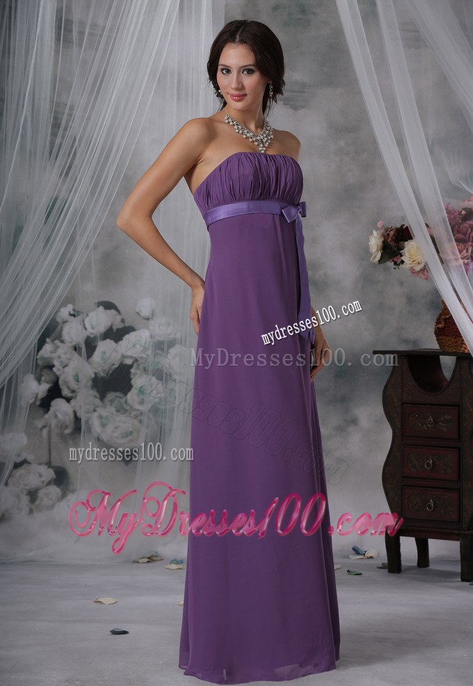 Strapless Ruched and Bowknot Purple Chiffon Bridemaid Dress
