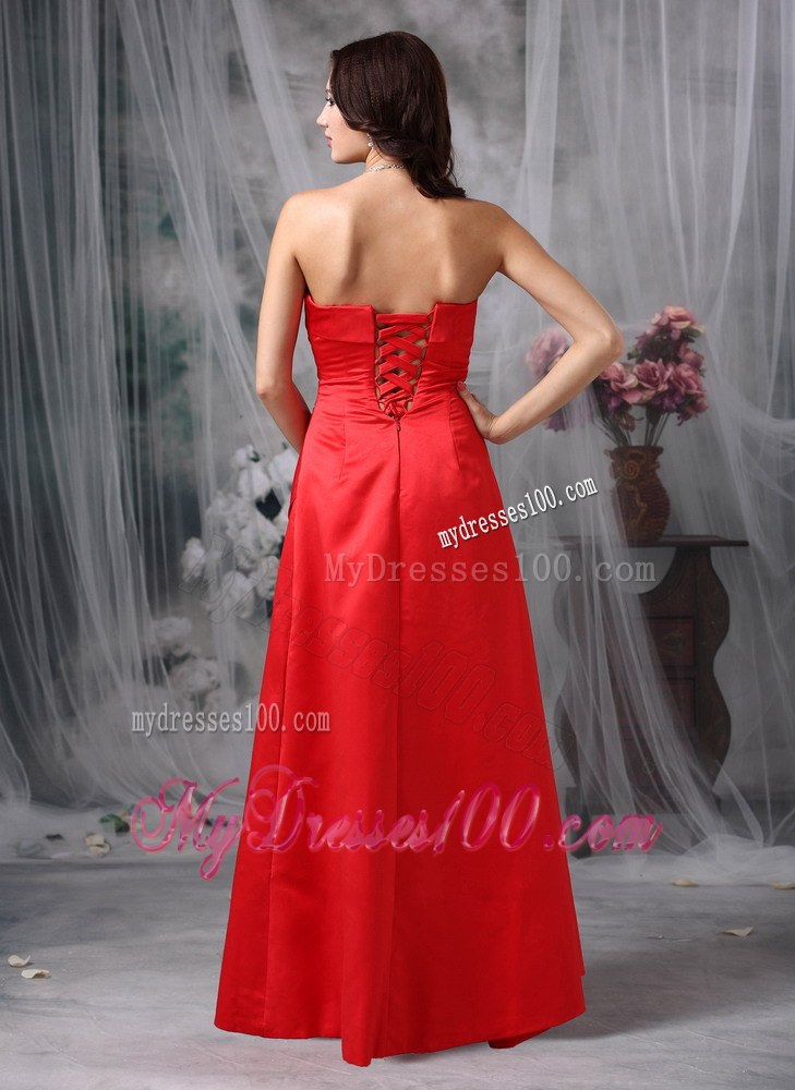 Red Column Strapless Satin Bridesmaid Dress Floor-length