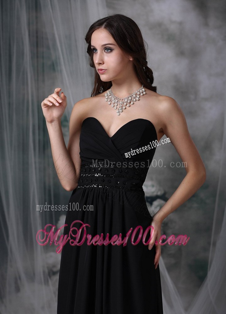 Sweetheart Beaded Black Chiffon Bridesmaid Dress with Watteau Train