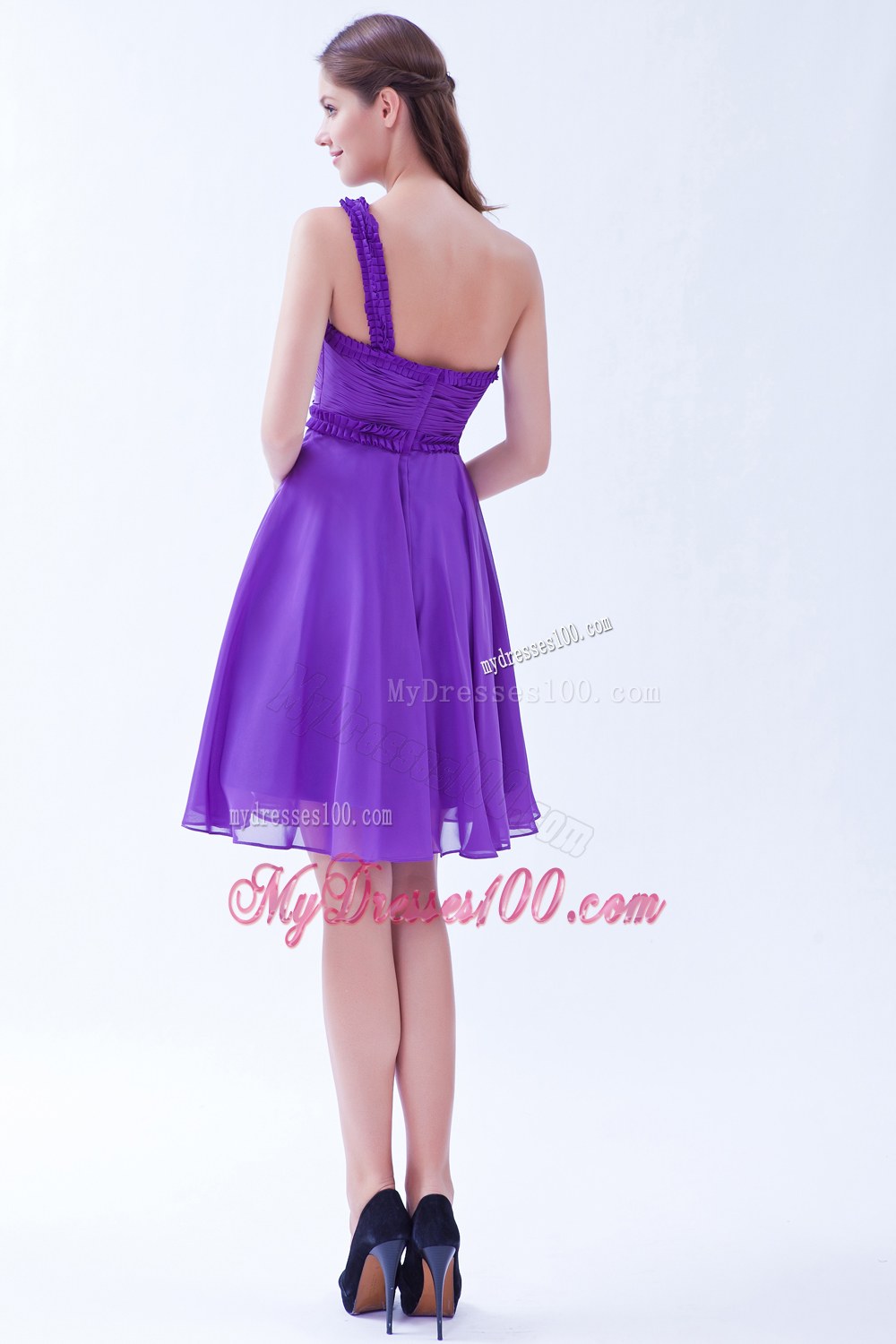 A-line One Shoulder Knee-length Ruched Bridesmaid Dress in Purple