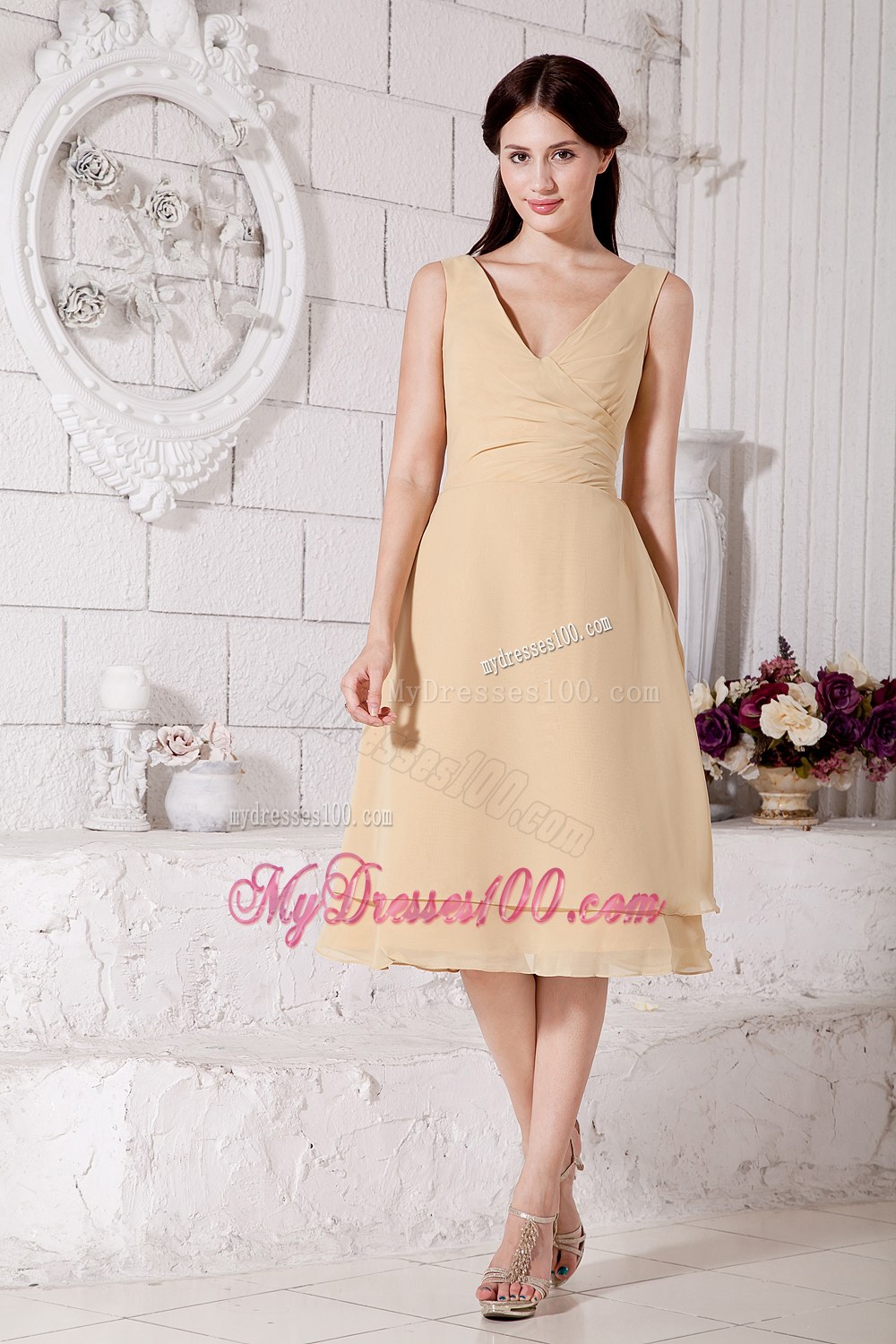 Champagne A-line V-neck Chiffon Bridesmaid Dress in Tea-length