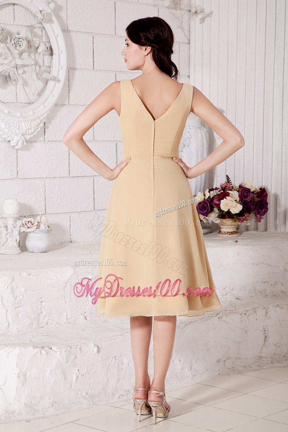 Champagne A-line V-neck Chiffon Bridesmaid Dress in Tea-length
