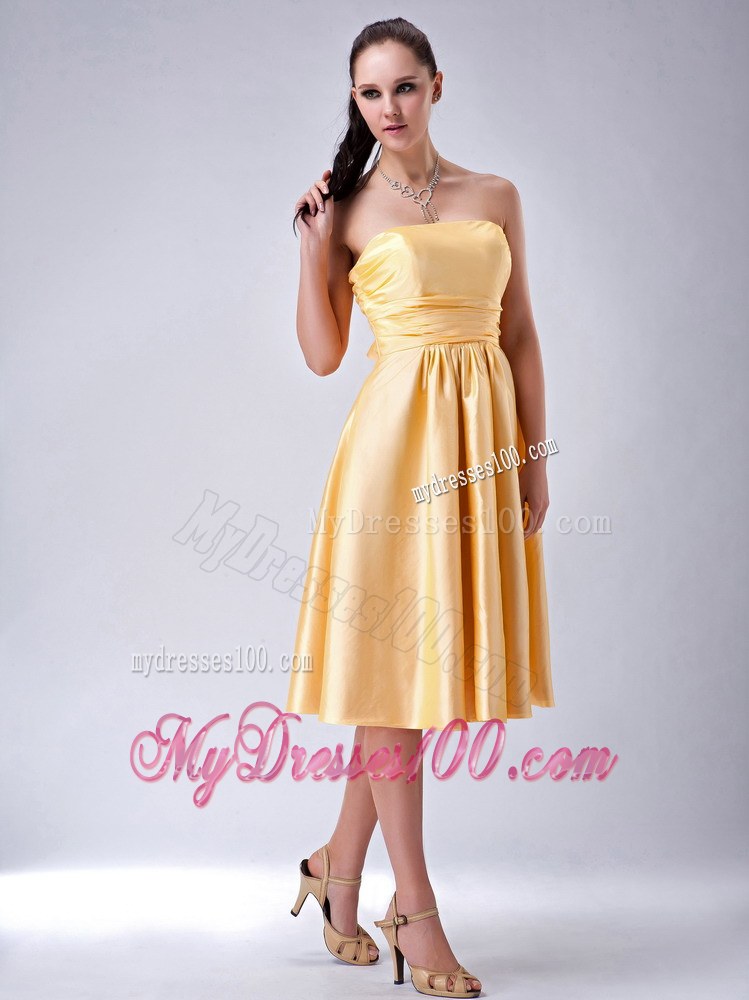 Gold Empire Strapless Bow Decorate Bridesmaid Dress in Tea-length