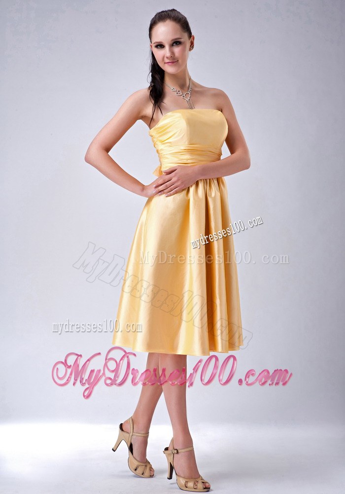 Gold Empire Strapless Bow Decorate Bridesmaid Dress in Tea-length