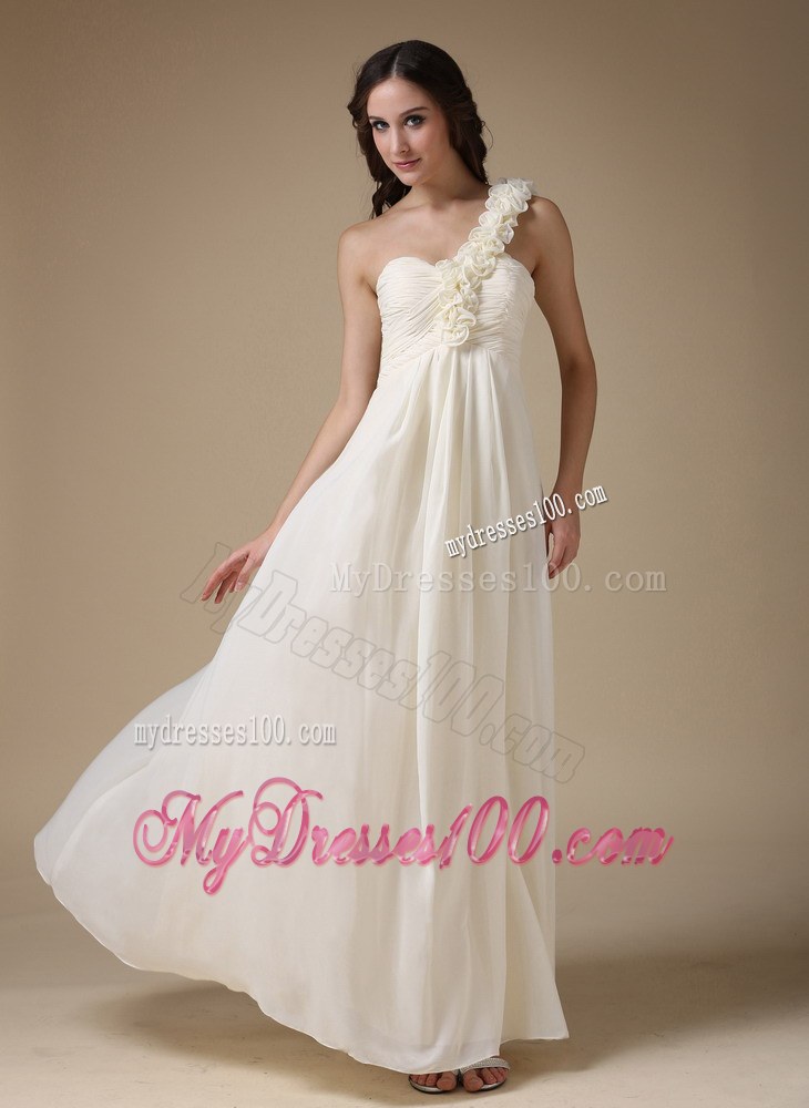 White Empire One Shoulder Low Cost Bridesmaid Dress with Flower