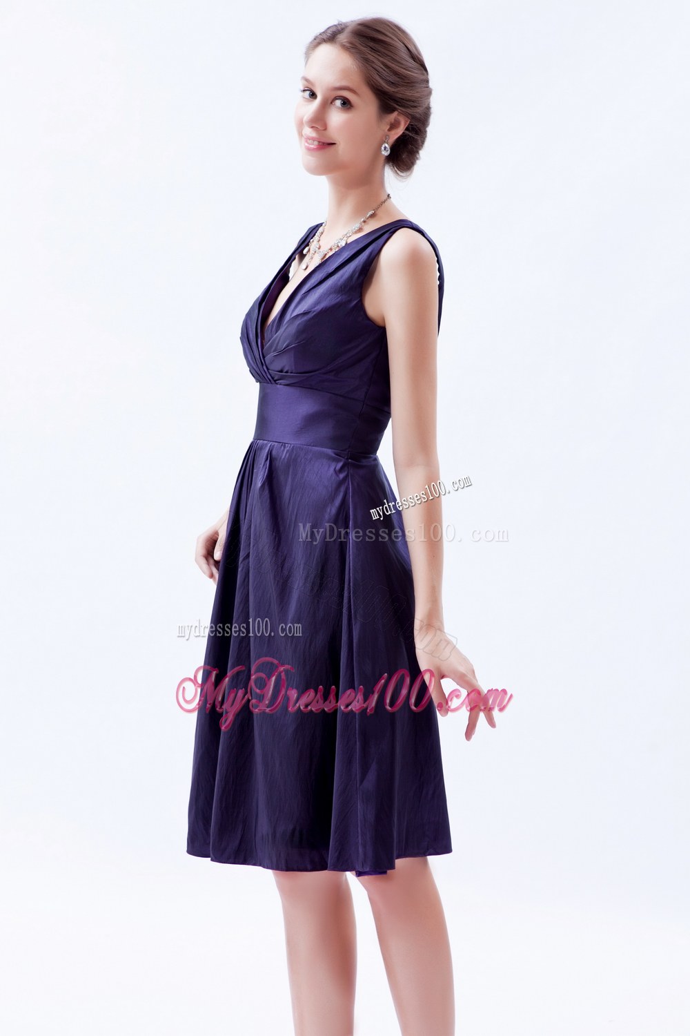 Dark Purple Empire V-neck Beading Decorate Bridesmaid Dress
