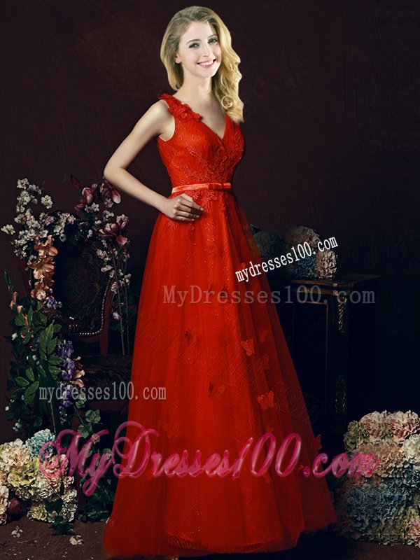 Best V Neck Brush Train Dama Dress with Belt and Butterfly Appliques