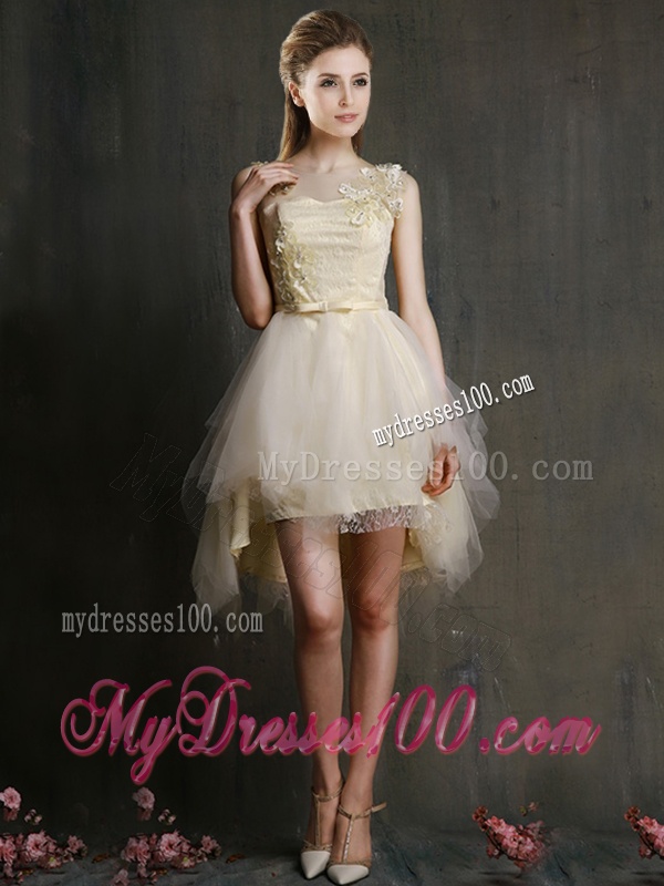 See Through Scoop Champagne Dama Dress with Appliques and Belt