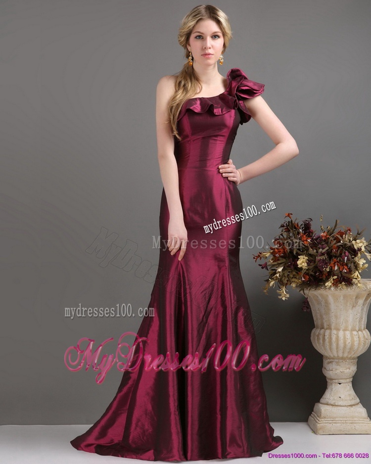 2016 Brand New One Shoulder Evening Dress with Brush Train