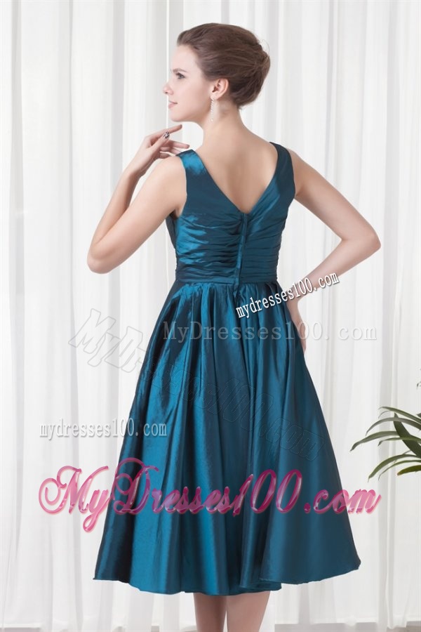 A-line V-neck Teal Taffeta Ruching Knee-length Evening Dress
